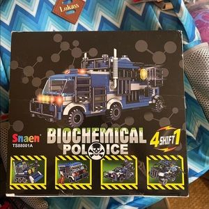 Biochemical police construction toy 476pc